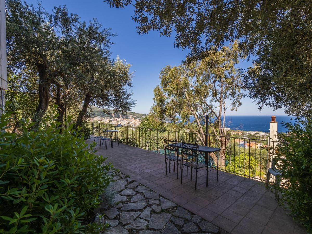Ulivi Apt Villa Sorrento Eksteriør bilde